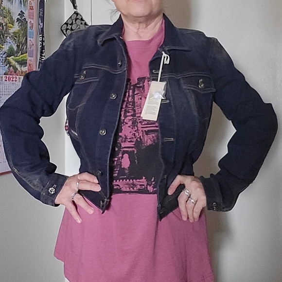 🔥 HOST PICK 🎉 Diesel  Cropped Jean Jacket - Picture 1 of 5